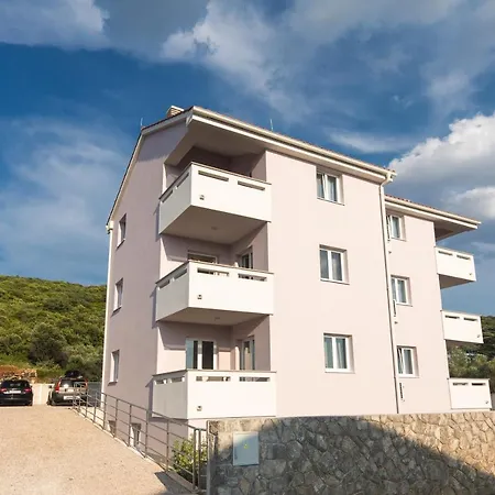 Kiara Guest house Punat